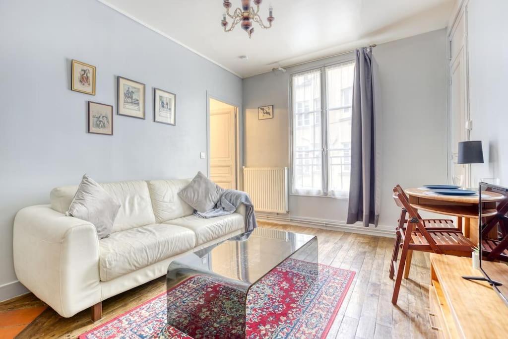 * Le Versaillais*2 Min A Pied Du Chateau Versailles Cameră foto
